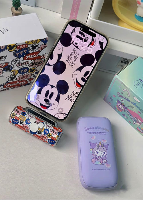 ธนาคารพลังงานหนังแบบกระเป๋า 5000mAh มากกว่า 300 ครั้ง